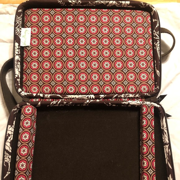 Vera Bradley-Vintage Brown Toile iPad/Netbook Case *bundle with matching bag! - Picture 2 of 2